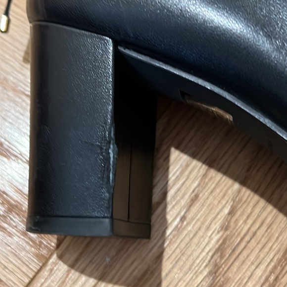 Stuart Weitzman Gardiner Block-Heel Ankle Booties - Picture 2 of 10